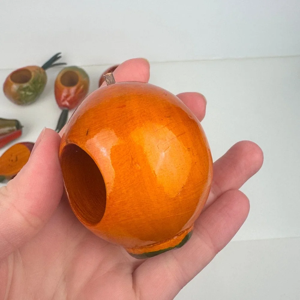 Vtg 8 Hand Painted Carved Wooden Lacquered Fruit Vegetable Napkin Rings Colorful